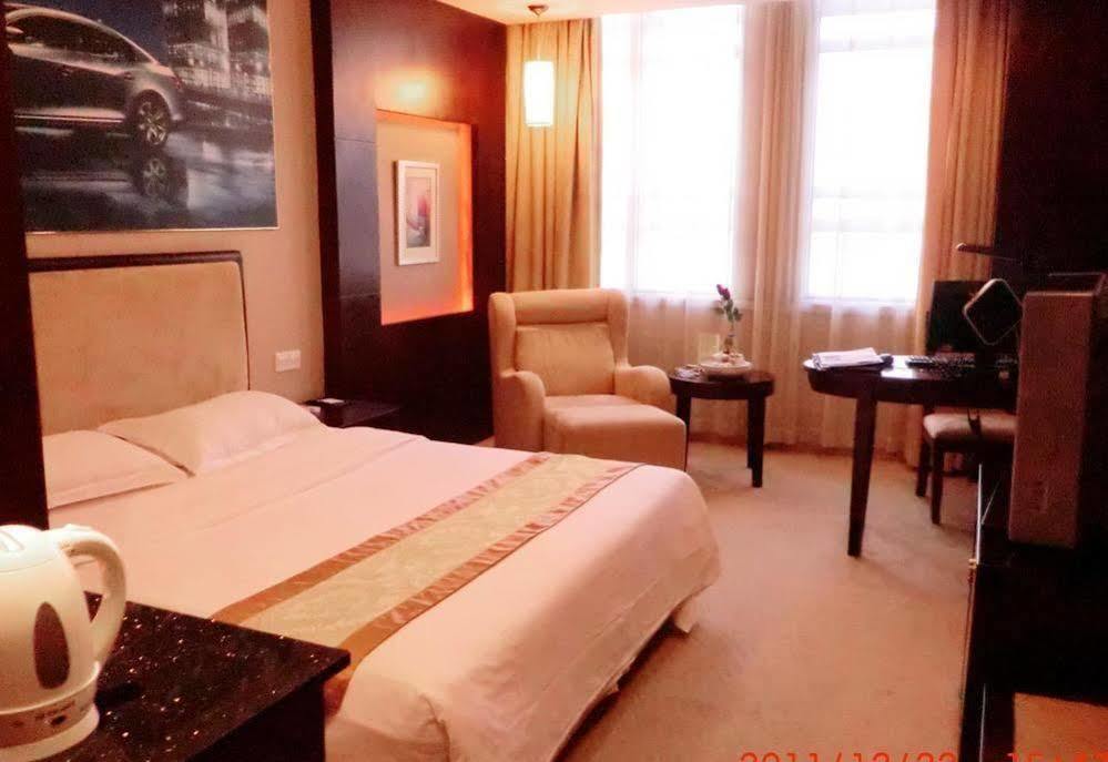 Wanyi Hotel Dongguan  Exterior photo
