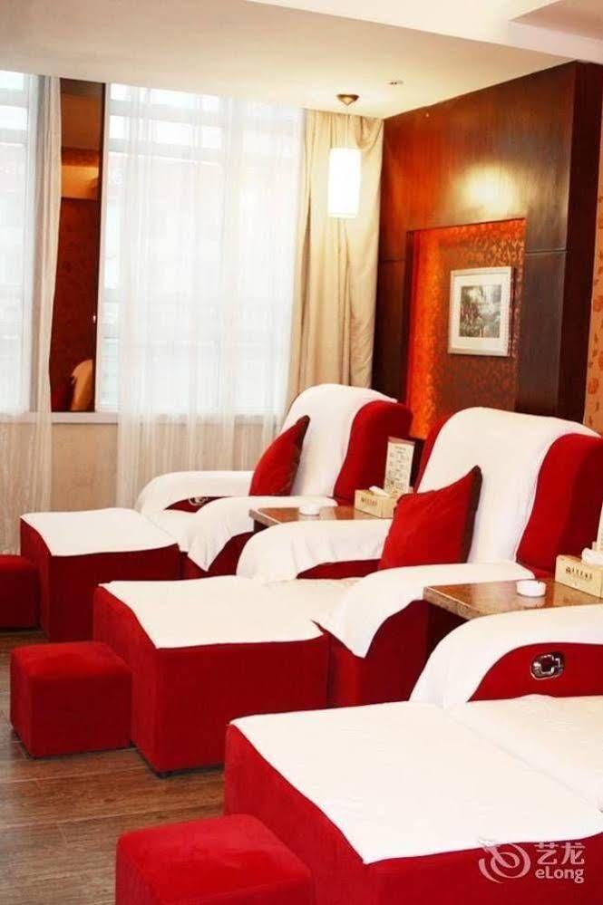 Wanyi Hotel Dongguan  Exterior photo